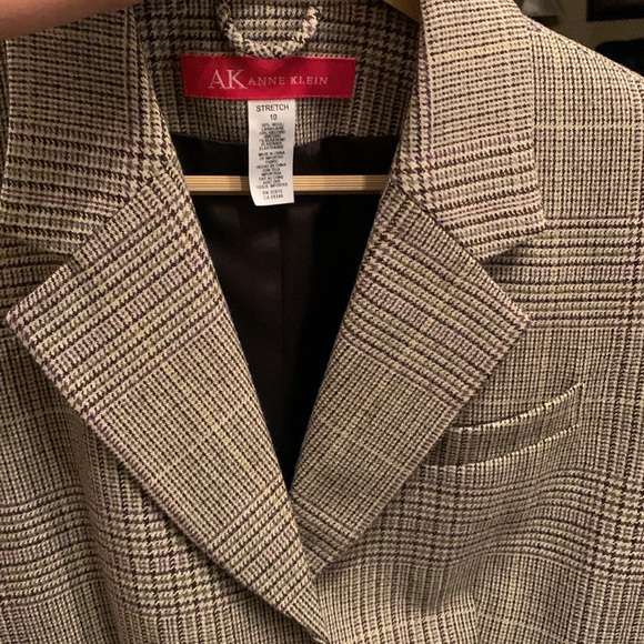 AK Wool Blend Plaid Blazer/Buttoned Back Belt/Multipurpose Pockets. Size 10 - Picture 3 of 13